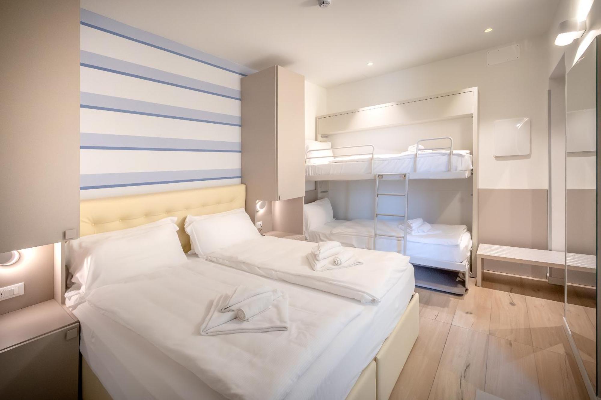 Hotel Le Lampare Caorle Eksteriør billede