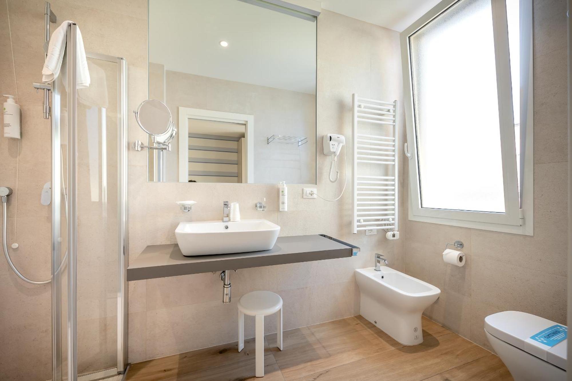 Hotel Le Lampare Caorle Eksteriør billede