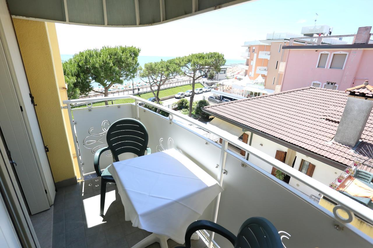 Hotel Le Lampare Caorle Eksteriør billede